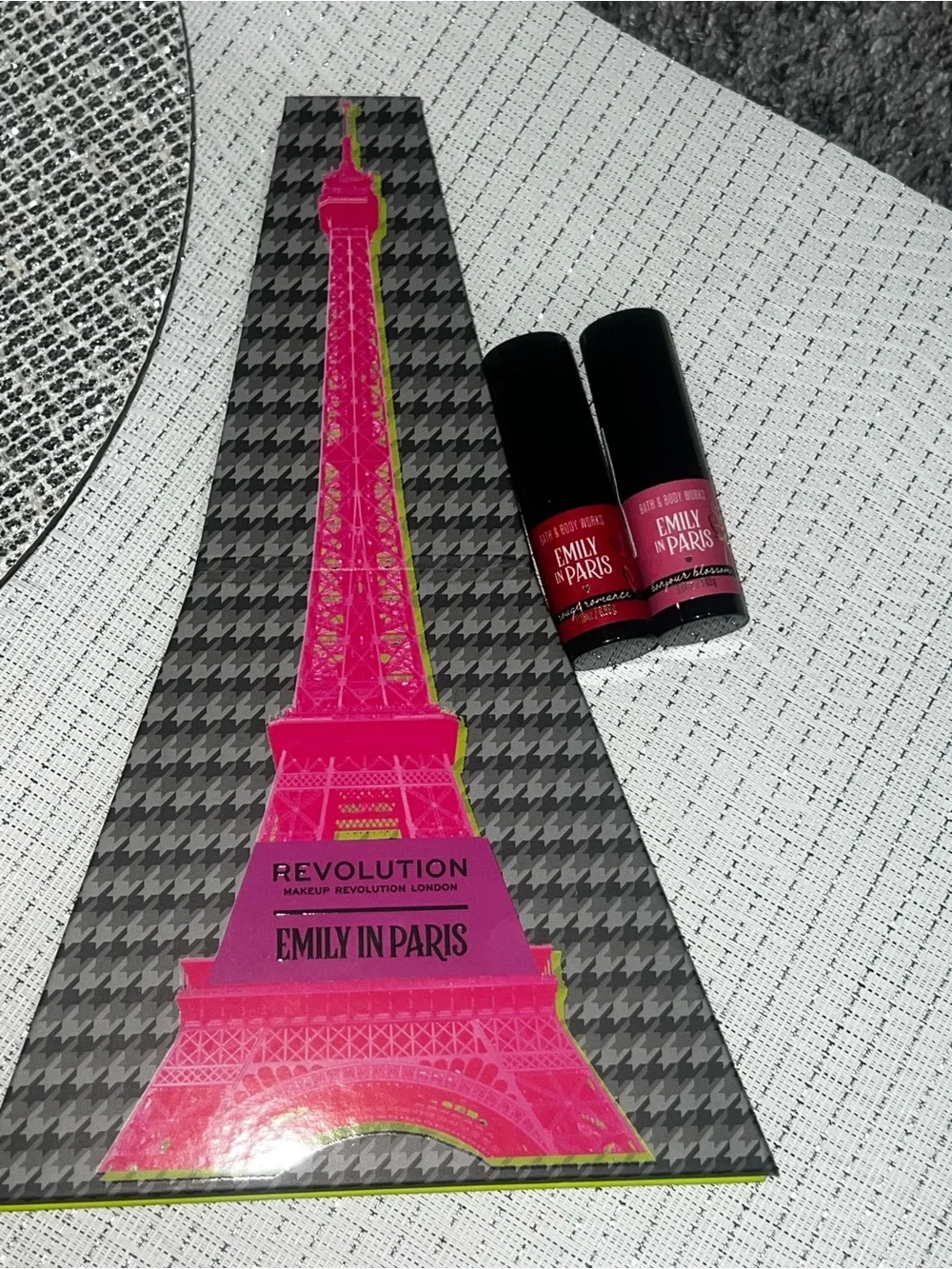 NIB Emily In Paris Limited Edition Makeup Bundle - Eyeshadow Palette & Lipsticks